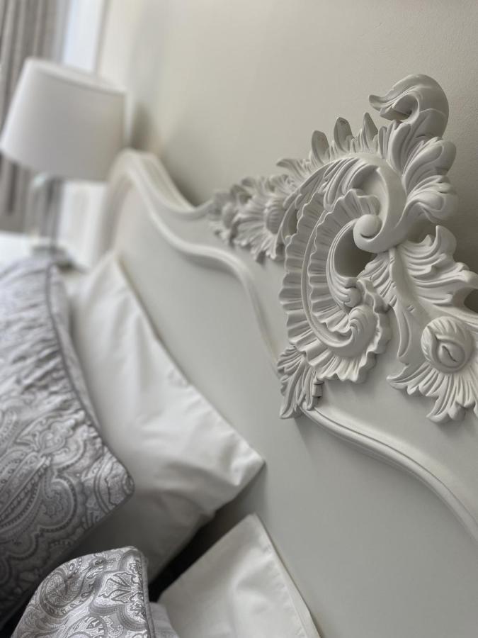 Woodland House B & B Wimborne Minster Esterno foto