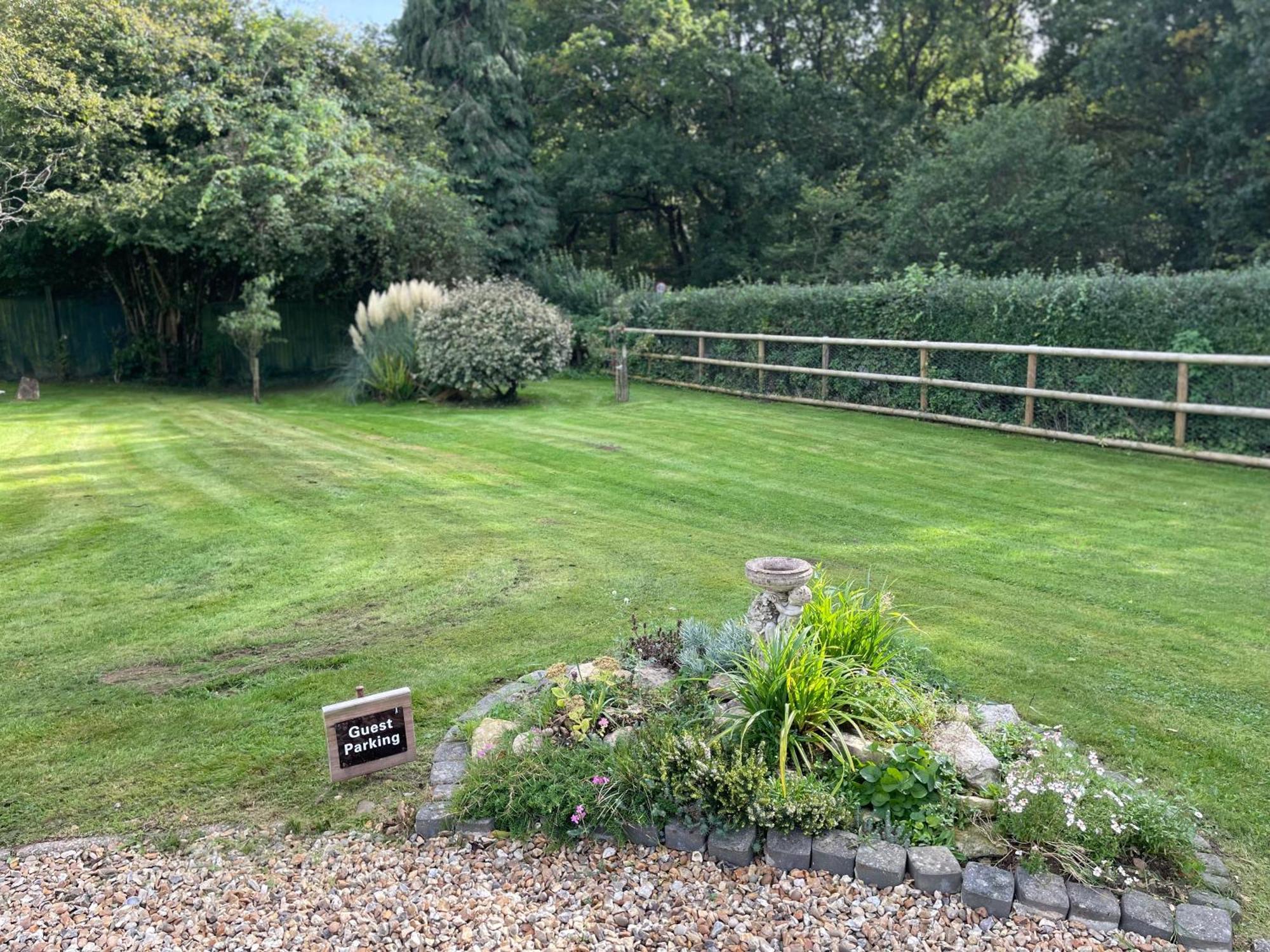 Woodland House B & B Wimborne Minster Esterno foto